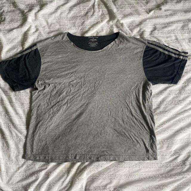 Men's T-shirt - Grey - L on Productcaster.