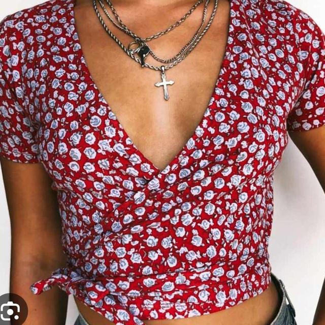 Motel Women's Crop top - Red - 8 on Productcaster.