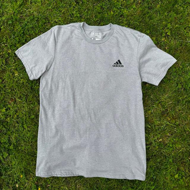 Adidas Men's T-shirt - Grey - L on Productcaster.