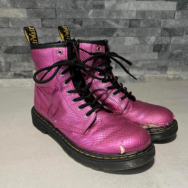 Dr. Martens Kids' Boots - Pink - 3-3.5 on Productcaster.