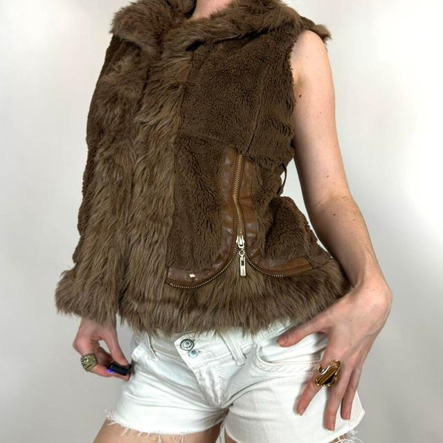 Vintage Women's Gilet - Brown - L on Productcaster.