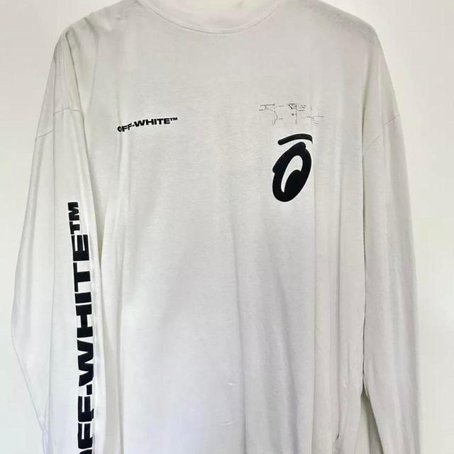 Off-White Men's T-shirt - White - S on Productcaster.