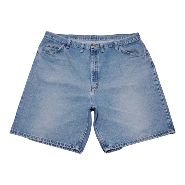 Wrangler Men's Shorts - Blue - 44" on Productcaster.