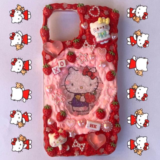 Hello Kitty Phone case - Red/Pink on Productcaster.