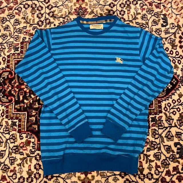 Burberry Men's Jumper - Blue - M on Productcaster.