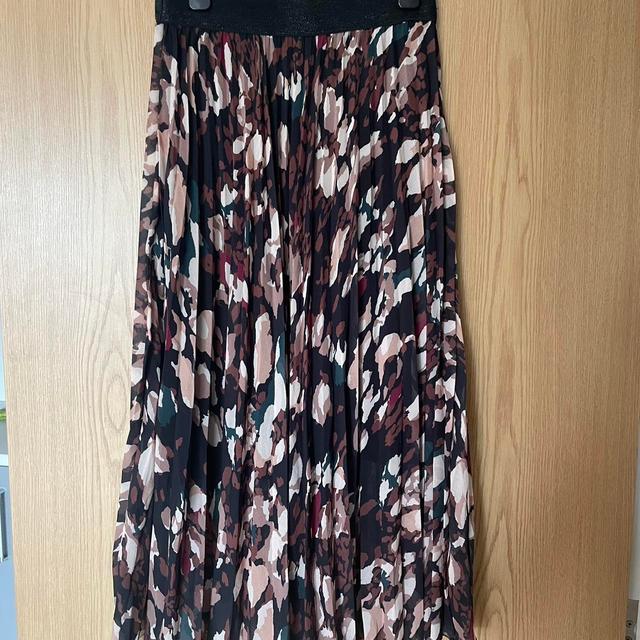 Women's Skirt - Multi - M on Productcaster.