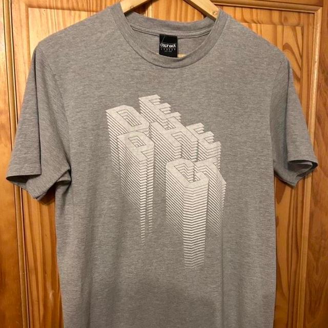 Vintage Men's T-shirt - Grey - M on Productcaster.