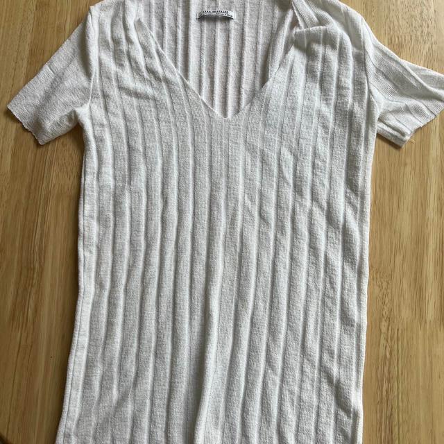 Zara Women's T-shirt - White - S on Productcaster.