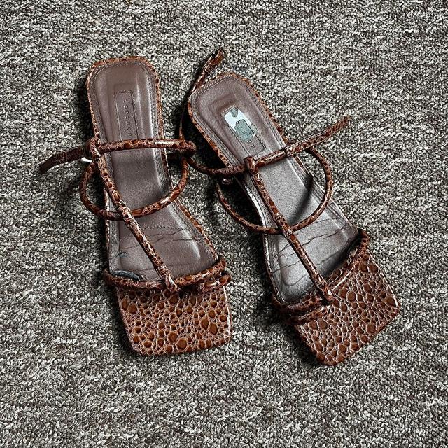 Topshop Women's Sandals - Brown - UK 6 on Productcaster.