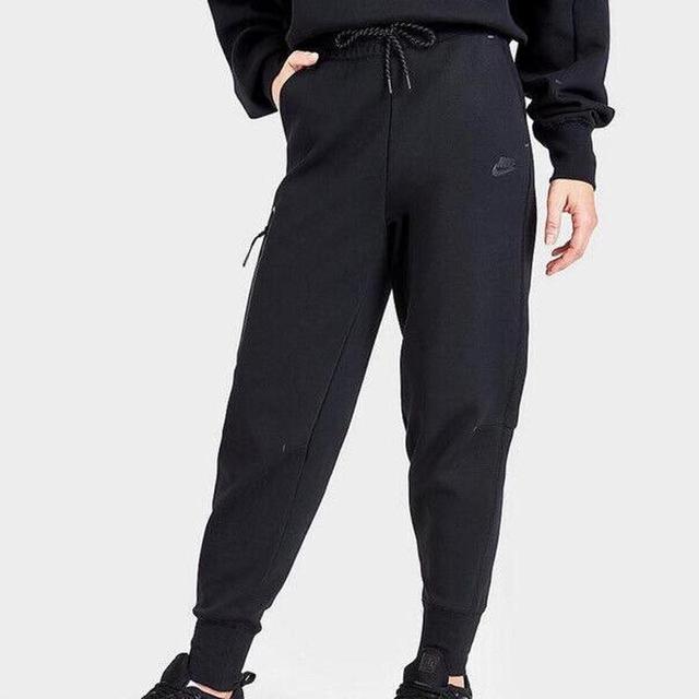 Nike Women's Sweatpants - Black - S on Productcaster.