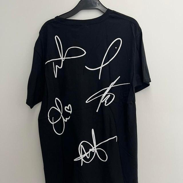 Men's T-shirt - Black - M on Productcaster.