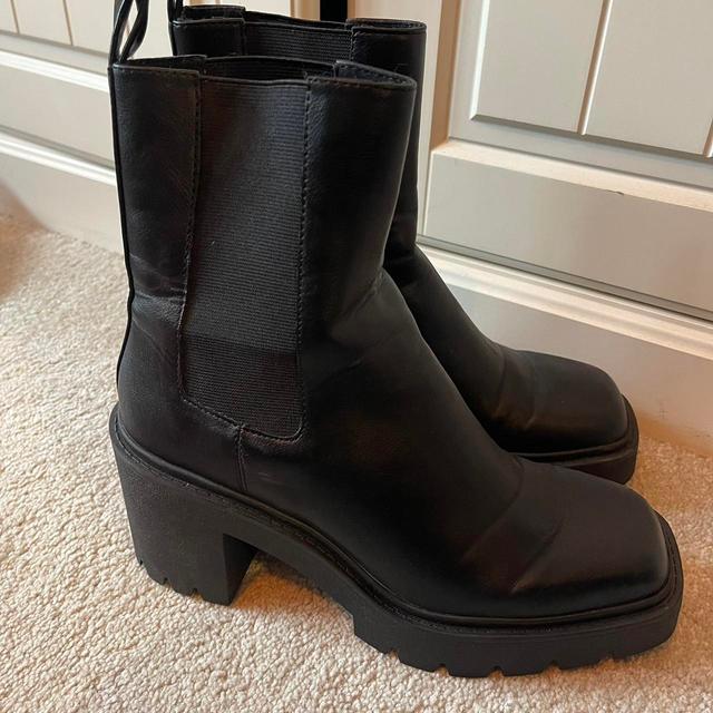 Pull&Bear Women's Boots - Black - UK 6 on Productcaster.