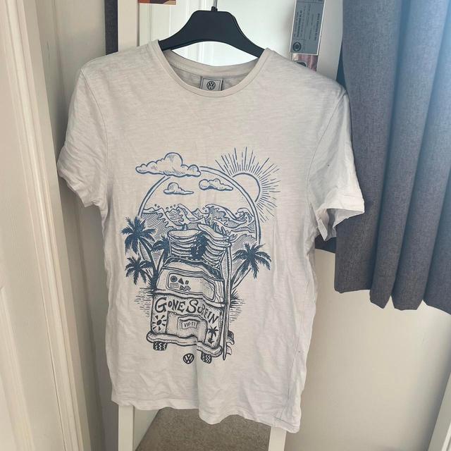 Volkswagen Men's T-shirt - White/Grey - M on Productcaster.