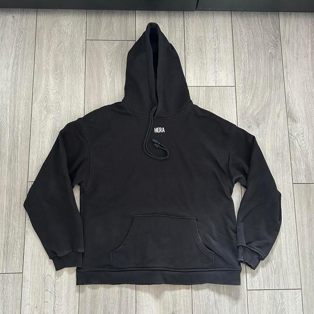 Hera London Men's Hoodie - Black - XS on Productcaster.