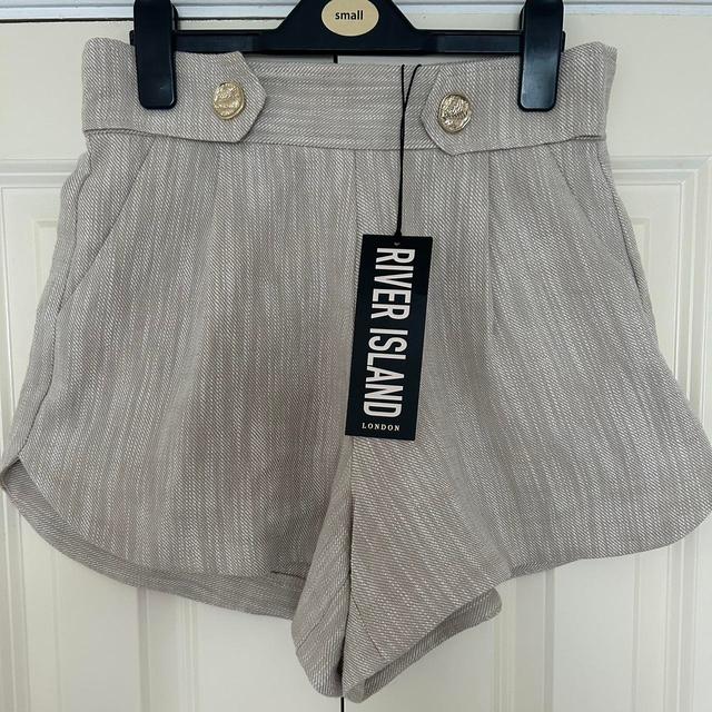 River Island Women's Shorts - Cream/Tan - UK 8 on Productcaster.