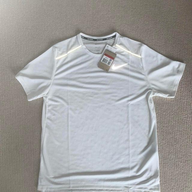 Nike Men's T-shirt - White - L on Productcaster.