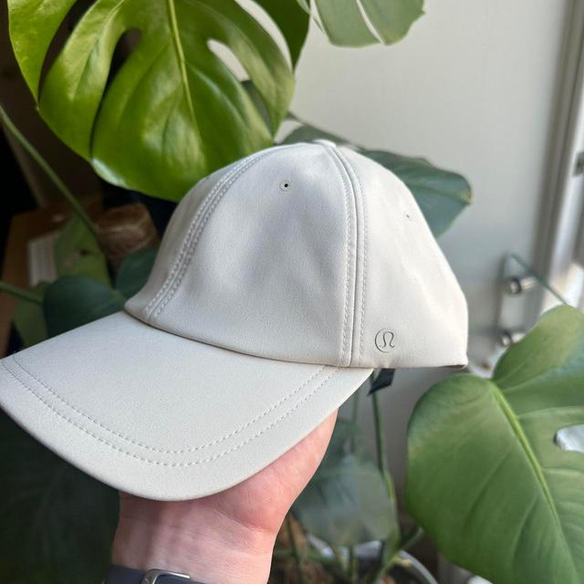 Lululemon Men's Caps - Cream/White on Productcaster.