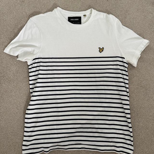 Lyle & Scott Men's T-shirt - White/Navy - M on Productcaster.