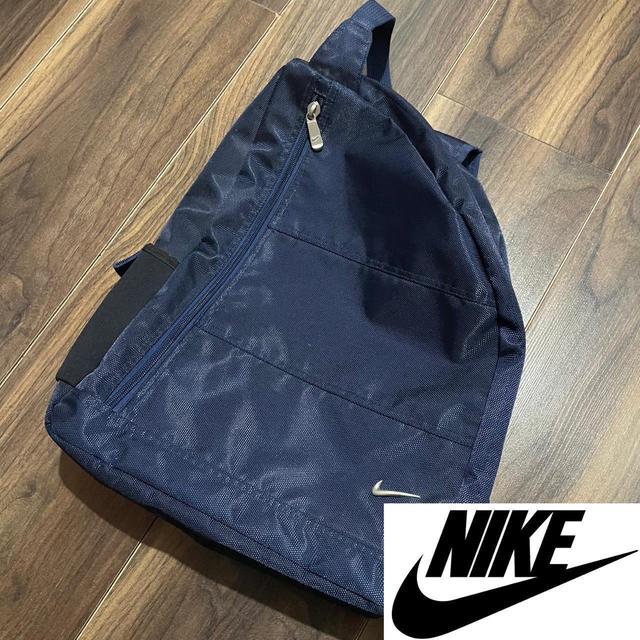 Nike Men's Backpacks - Navy/Blue on Productcaster.