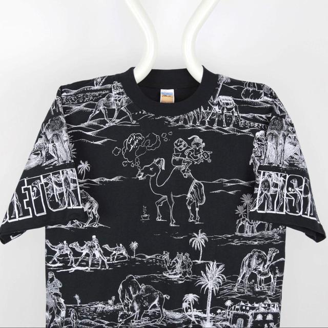 Vintage Men's T-shirt - Black - M on Productcaster.