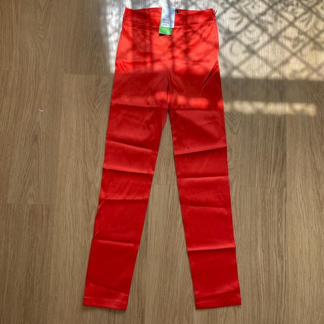 H&M Women's Trousers - Red - UK 6 on Productcaster.