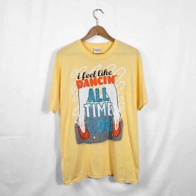 Gildan Men's T-shirt - Yellow/Multi - M on Productcaster.