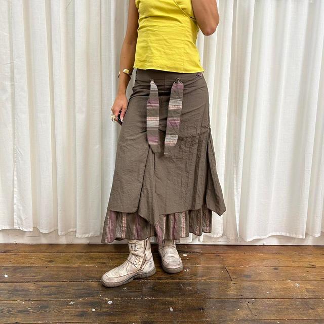 Vintage Women's Midi Skirt - Brown/Purple - 28" on Productcaster.