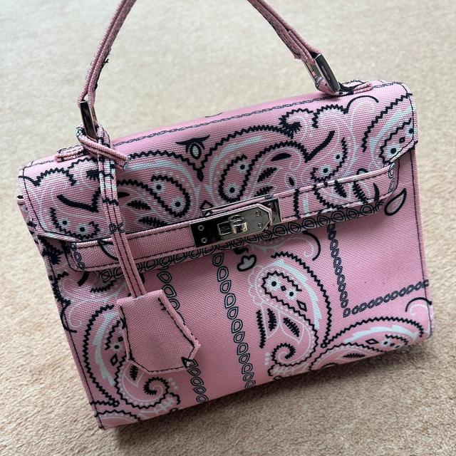 Women's Bag - Pink on Productcaster.