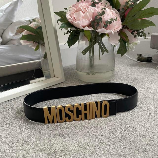 Moschino Women's Belt - Black/Gold on Productcaster.