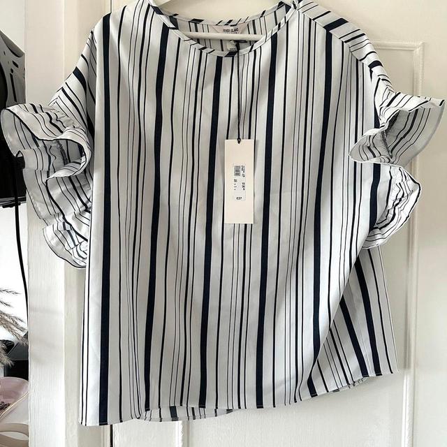 River Island Women's Blouse - Navy/White - 10 on Productcaster.