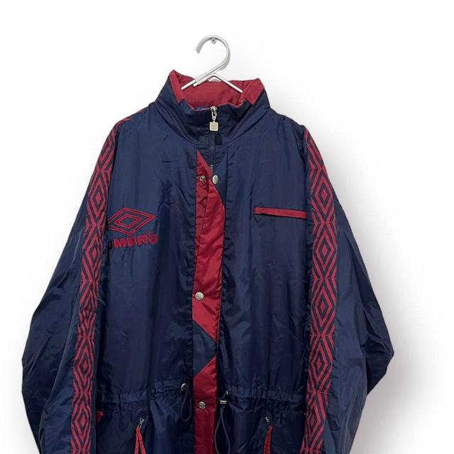 Umbro Men's Coat - Navy - XL on Productcaster.