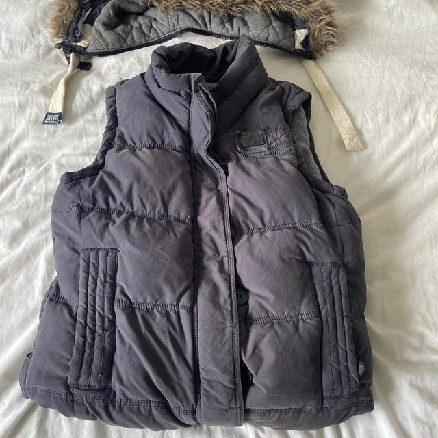 Superdry Women's Gilet - Navy/Grey - UK 8 on Productcaster.