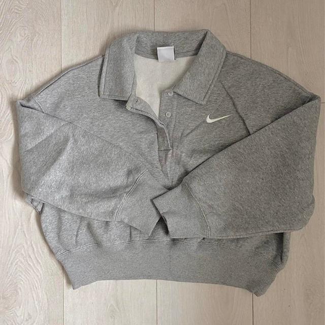 Nike Women's Sweatshirt - Grey - 8 on Productcaster.