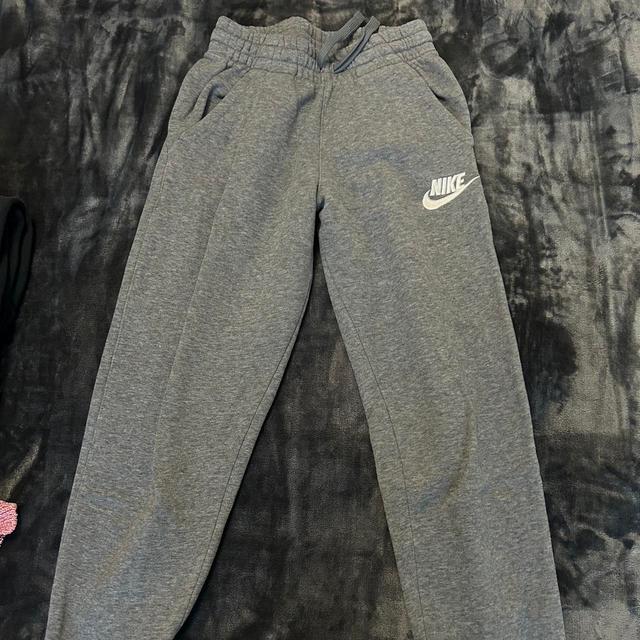 Nike Kids' Sweatpants - Grey - 12 years on Productcaster.