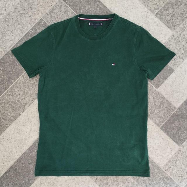 Tommy Hilfiger Men's T-shirt - Green - S on Productcaster.