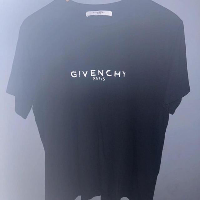 Givenchy Men's T-shirt - Black - XL on Productcaster.