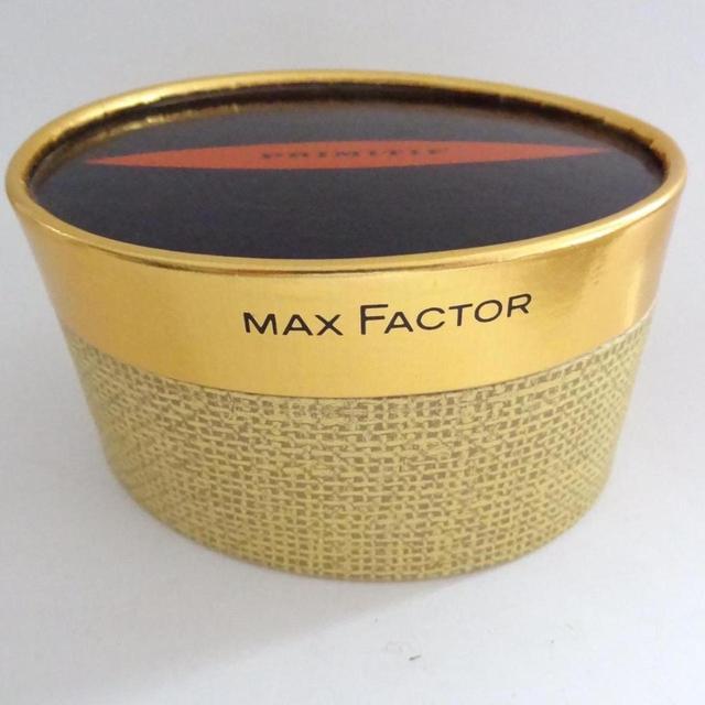 Max Factor Bath and body - Gold/Black on Productcaster.