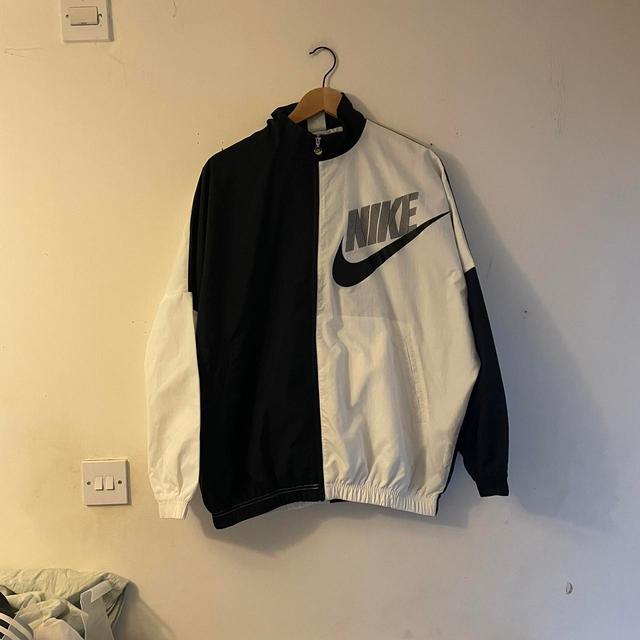 Nike Men's Jacket - Black - S on Productcaster.