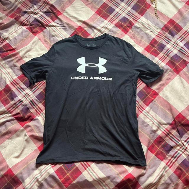 Under Armour Men's T-shirt - Black - L on Productcaster.