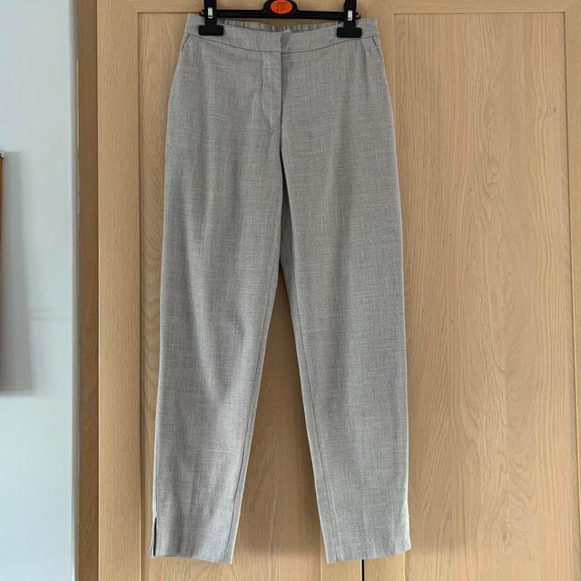 H&M Women's Straight leg Capri Trousers - Grey - UK 6 on Productcaster.