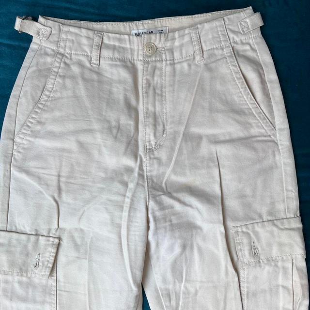 Pull&Bear Women's Trousers - Cream/White - UK 6 on Productcaster.