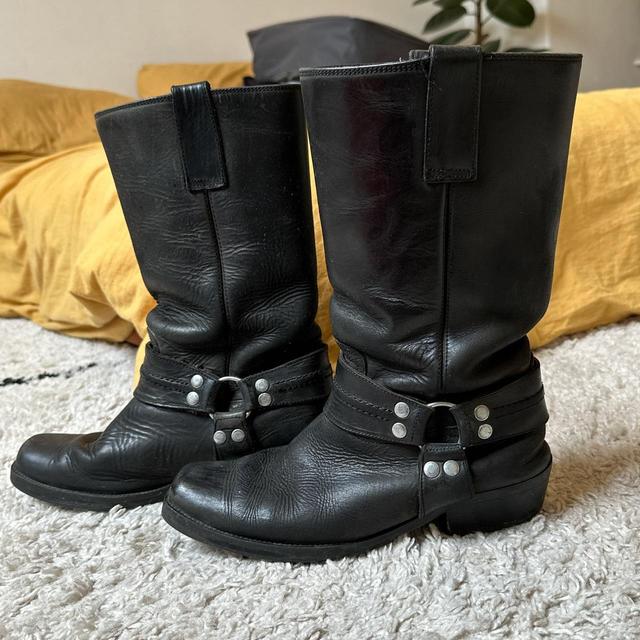 Women's Boots - Black - UK 7 on Productcaster.