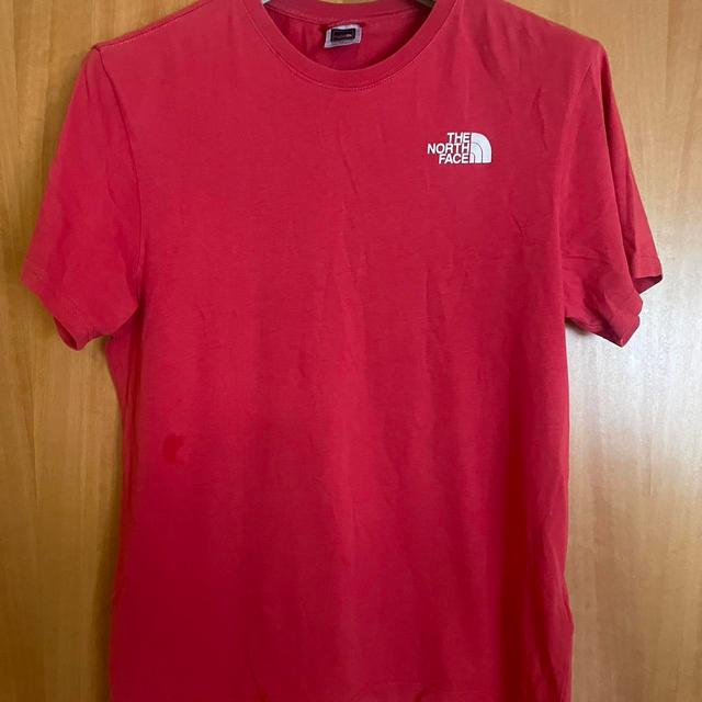 The North Face Men's T-shirt - Red - S on Productcaster.