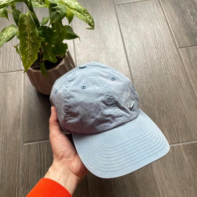 Nike Men's Caps - Blue on Productcaster.