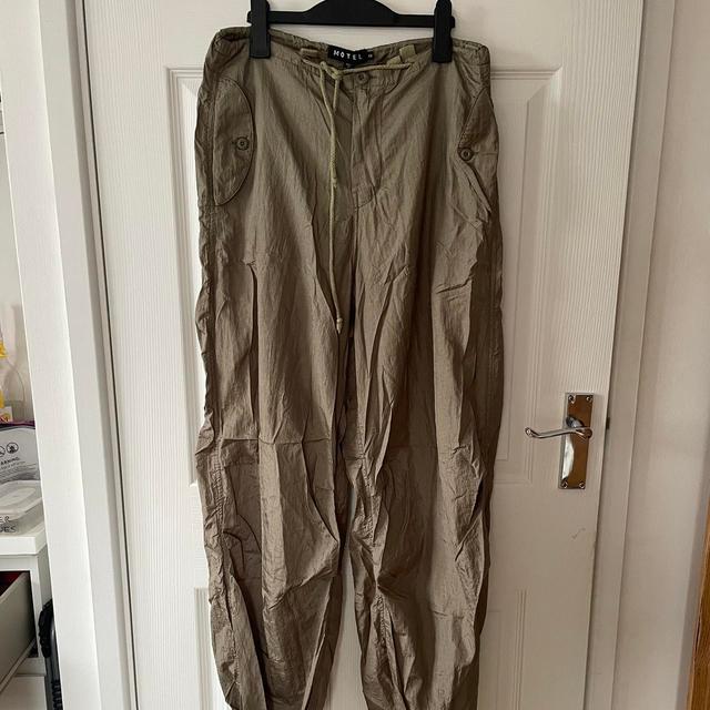 Motel Women's Trousers - Khaki/Green - XS on Productcaster.