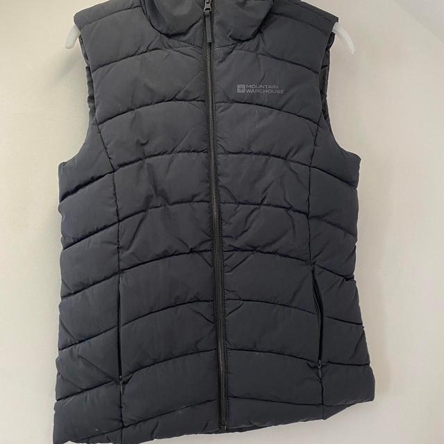 Mountain Warehouse Women's Gilet - Black - UK 8 on Productcaster.