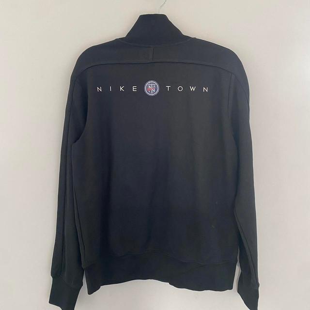 Nike Men's Jumper - Black - M on Productcaster.