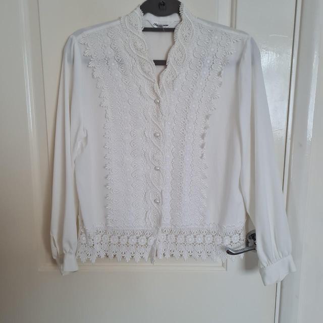 Vintage Supply Women's Blouse - White/Cream - 16 on Productcaster.