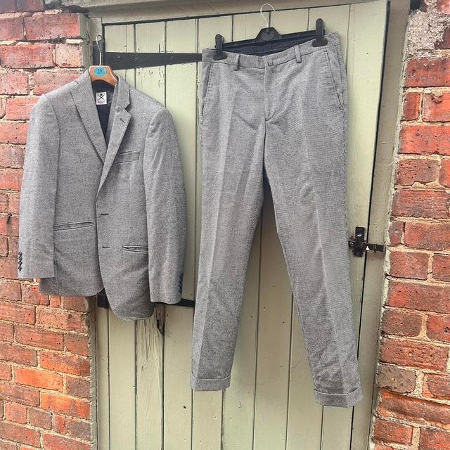 Hackett Men's Suit - Grey - S on Productcaster.