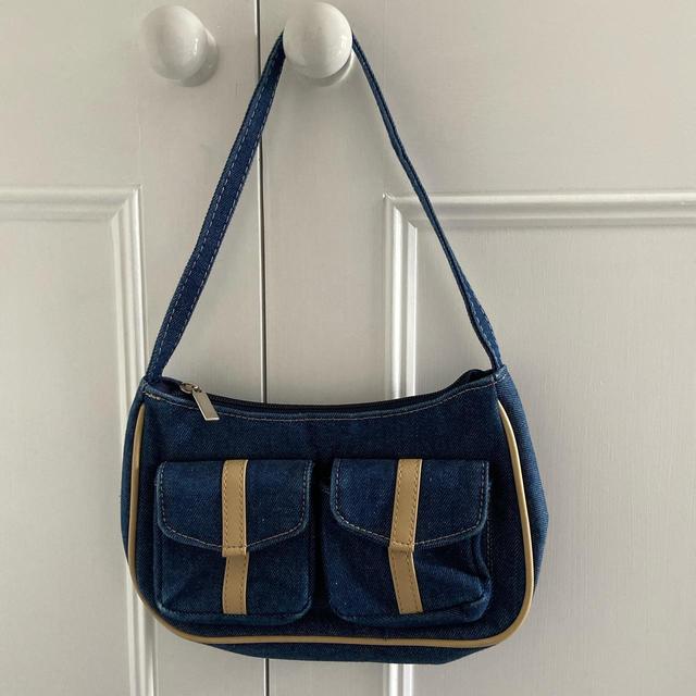 Vintage Women's Shoulder bags - Navy/Tan on Productcaster.